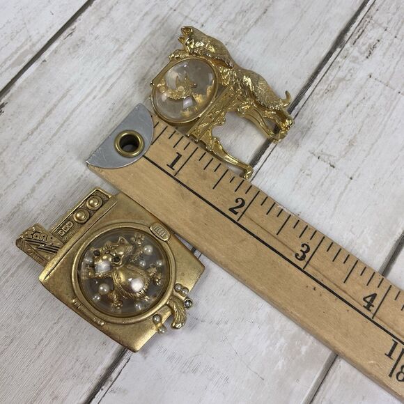 Vtg Cat Kitten Novelty Gold Tone Pin Brooches Fish Bowl & Washing Machine AJC - Picture 6 of 6
